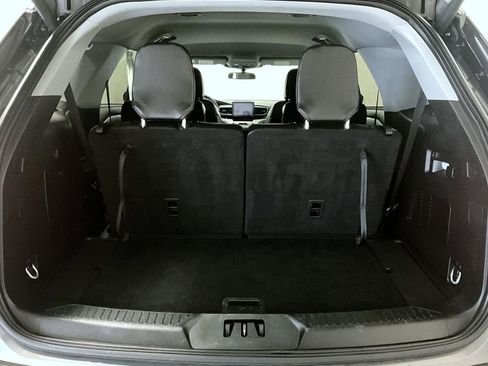 Used 2023 Ford Explorer XLT w/ Equipment Group 202A image 22