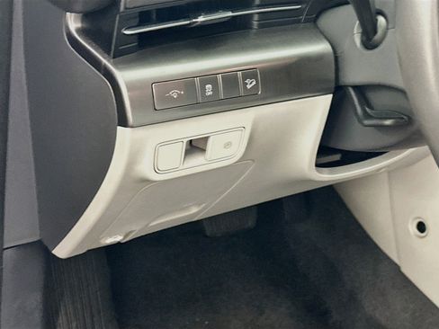 Used 2025 Hyundai Kona SEL AWD/4WD image 17