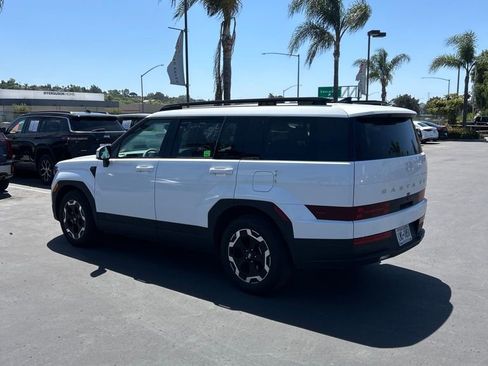 Used 2025 Hyundai Santa Fe SEL image 8