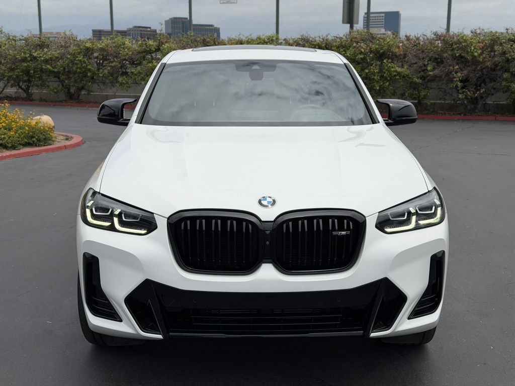 Used 2023 BMW X4 M40i w/ Premium Package AWD/4WD image 3