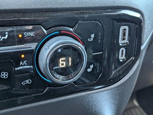 Used 2023 Chevrolet Silverado 1500 LT Trail Boss w/ LT Trail Boss Premium Package image 24