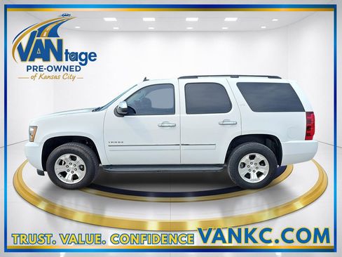 Used 2012 Chevrolet Tahoe LTZ AWD/4WD image 10