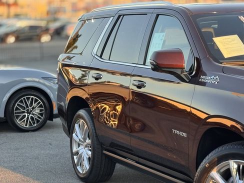 Used 2022 Chevrolet Tahoe High Country image 5