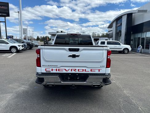 Used 2025 Chevrolet Silverado 1500 LTZ w/ LTZ Premium Package AWD/4WD image 4