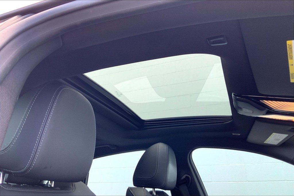 Used 2023 BMW i4 eDrive40 w/ Parking Assistance Package RWD image 21