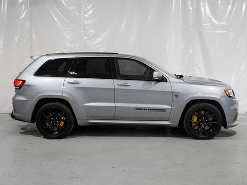 Used 2018 Jeep Grand Cherokee Trackhawk AWD/4WD image 7