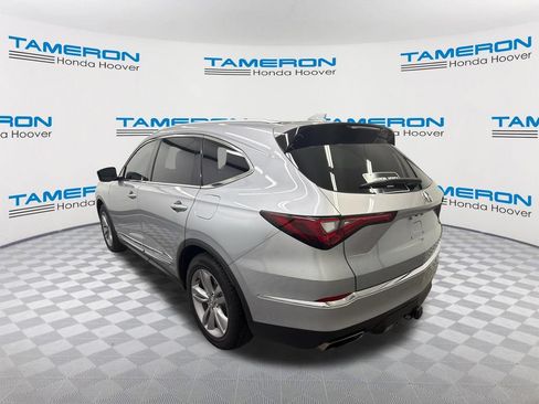 Used 2023 Acura MDX SH-AWD image 3