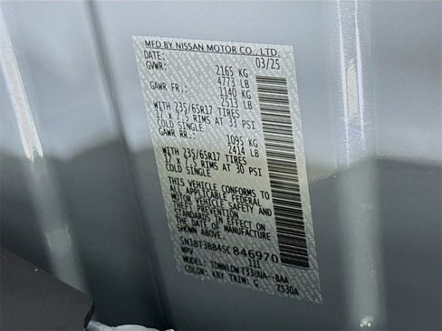 Certified 2025 Nissan Rogue SV image 36