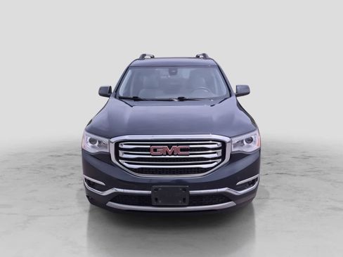 Used 2017 GMC Acadia SLT AWD/4WD image 3