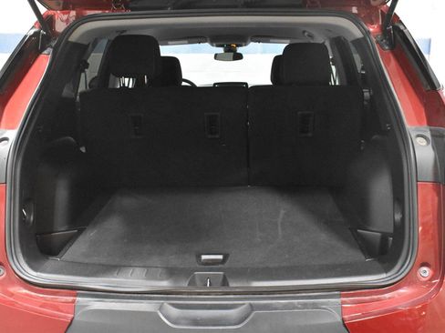 Used 2025 Chevrolet Blazer LT AWD/4WD image 27