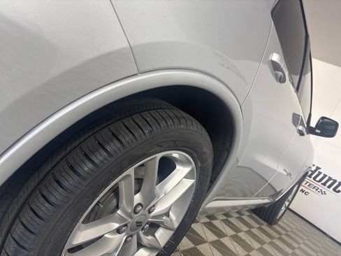 Used 2024 Dodge Durango GT RWD image 35