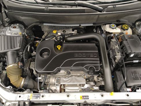 Used 2023 Chevrolet Equinox LT FWD image 30