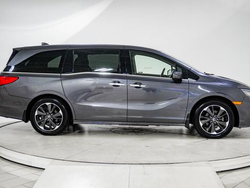 Used 2022 Honda Odyssey Elite image 13