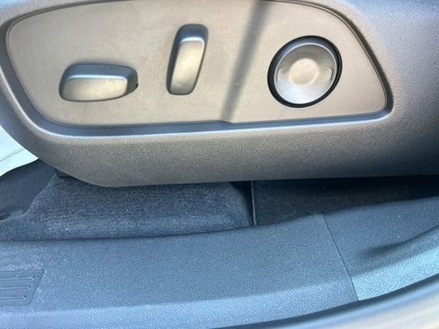 New 2026 Chevrolet Equinox ACTIV w/ Safety and Technology Package image 16