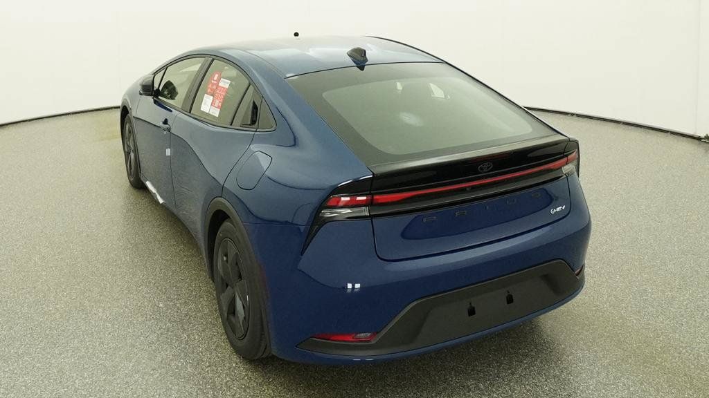 New 2027 Toyota Prius LE FWD image 9