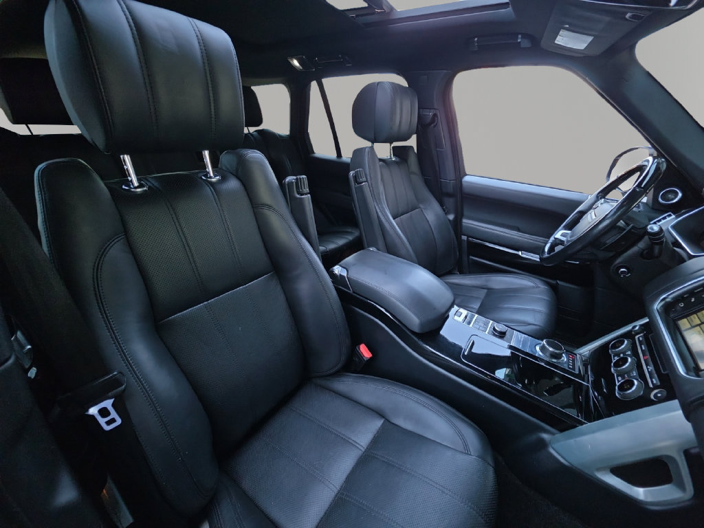 Used 2014 Land Rover Range Rover Supercharged AWD/4WD image 26