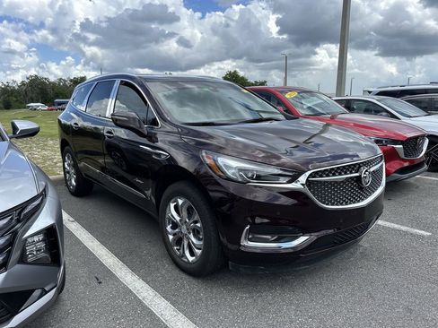 Used 2021 Buick Enclave Avenir w/ Avenir Technology Package FWD image 1