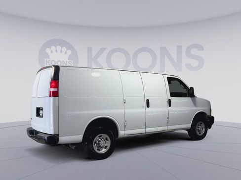 Used 2019 Chevrolet Express 2500 RWD image 11