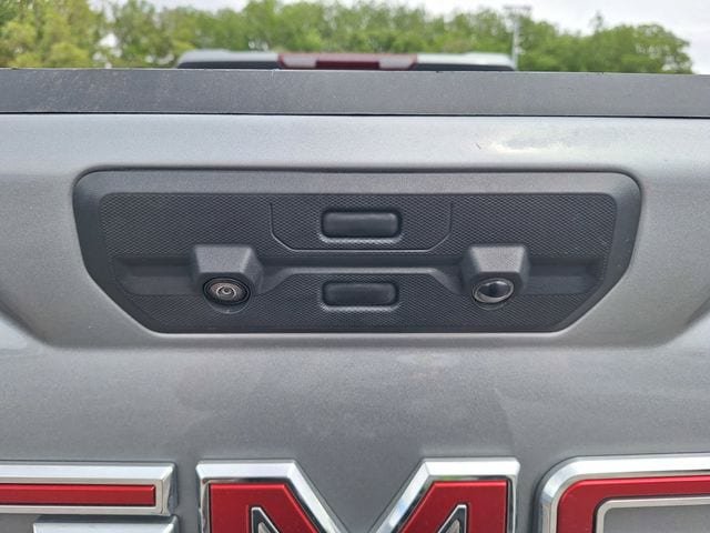 Used 2023 GMC Sierra 1500 SLT w/ SLT Premium Plus Package AWD/4WD image 47