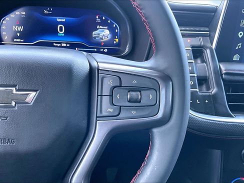 Used 2024 Chevrolet Suburban RST RWD image 24