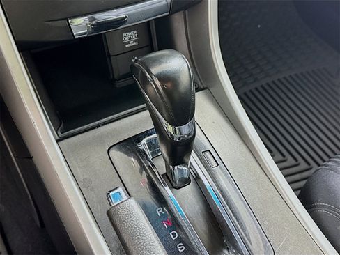 Used 2014 Honda Accord Sport image 14