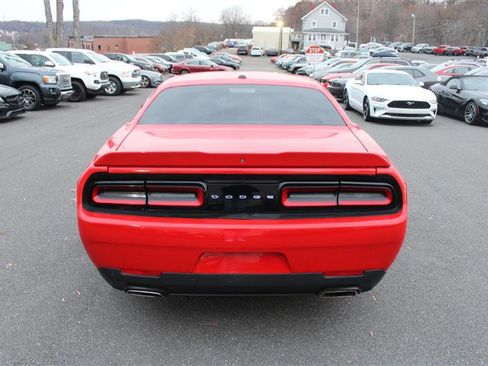 Used 2019 Dodge Challenger GT image 5