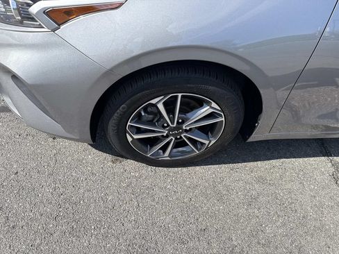 Used 2023 Kia Forte LXS FWD image 10