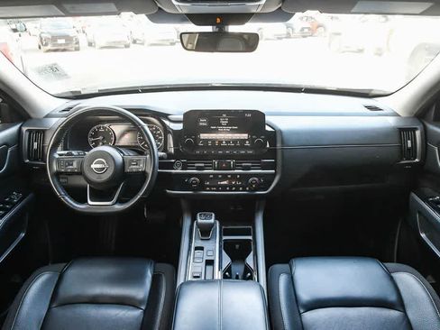 Used 2023 Nissan Pathfinder SL w/ Cargo Package FWD image 15