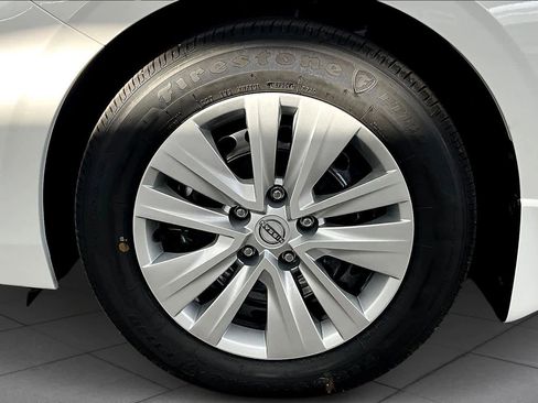 New 2025 Nissan Sentra S image 9