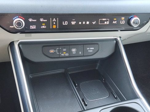 New 2026 Kia Carnival EX FWD image 18