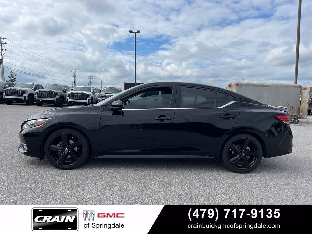 Used 2022 Nissan Sentra SR w/ Midnight Edition FWD image 4