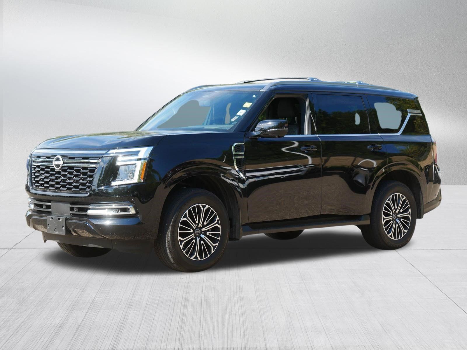 Certified 2025 Nissan Armada Platinum w/ Convenience Package AWD/4WD image 3