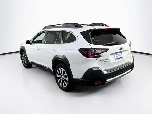 Used 2023 Subaru Outback Limited AWD/4WD image 7