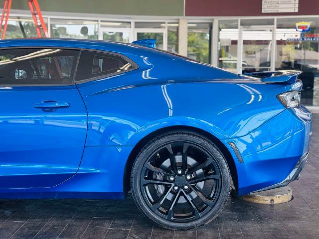 Used 2017 Chevrolet Camaro SS RWD image 14