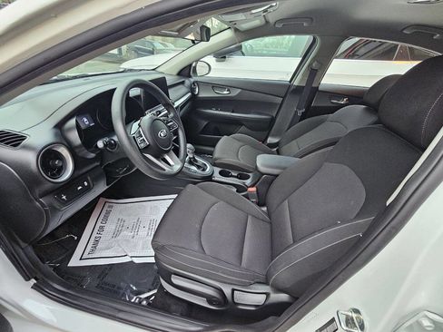 Used 2021 Kia Forte LXS image 14