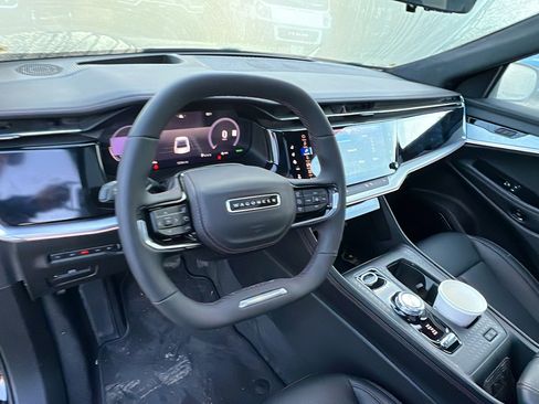 Used 2024 Jeep Wagoneer Launch Edition image 26