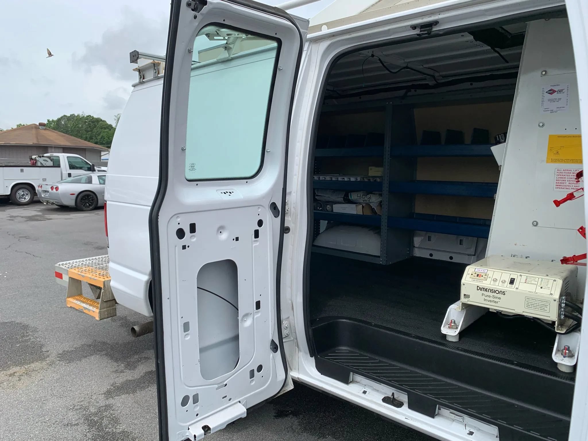 Used 2013 Ford E-350 and Econoline 350 Super Duty RWD image 27
