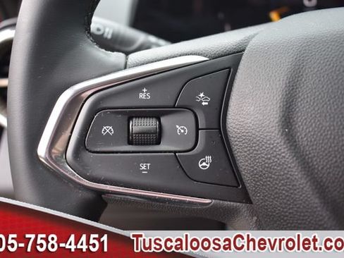 Used 2024 Chevrolet Trax ACTIV w/ Sunroof Package FWD image 29