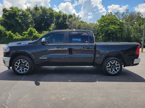 Used 2026 RAM 1500 Laramie AWD/4WD image 13