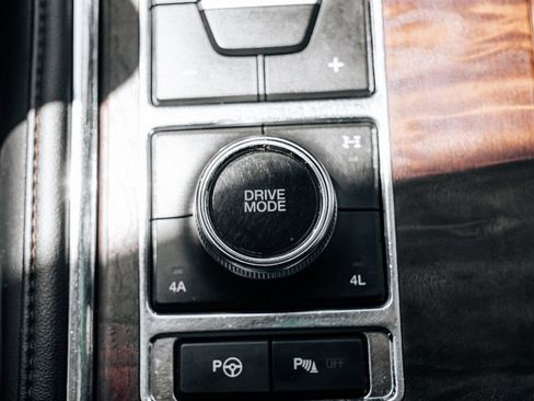 Used 2019 Ford Expedition Max Platinum AWD/4WD image 41