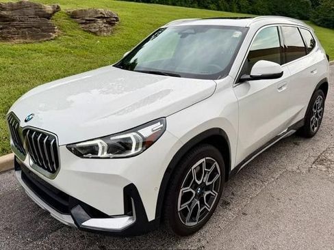 Used 2025 BMW X1 xDrive28i w/ Convenience Package AWD/4WD image 2