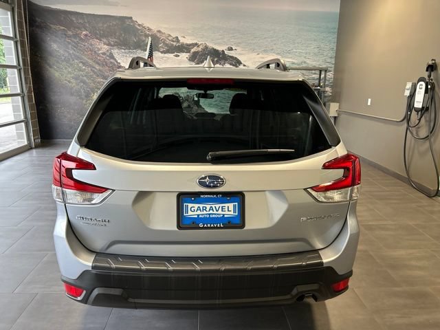 Used 2023 Subaru Forester Premium AWD/4WD image 38