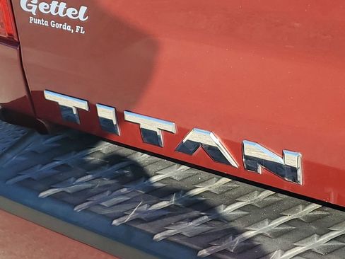 Used 2019 Nissan Titan SL w/ Chrome Package image 41