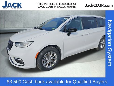 New 2026 Chrysler Pacifica Limited image 1