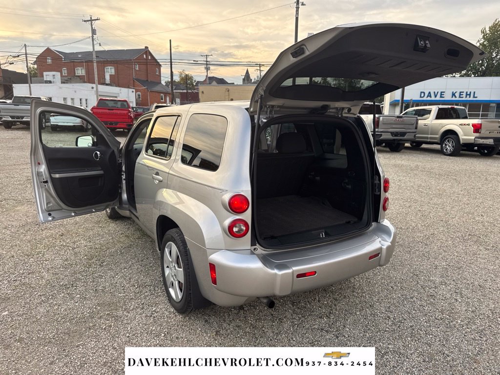 Used 2008 Chevrolet HHR LS FWD image 12