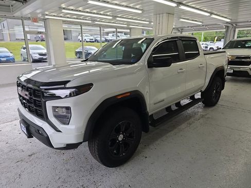 Certified 2024 GMC Canyon Elevation w/ Convenience Package AWD/4WD image 2