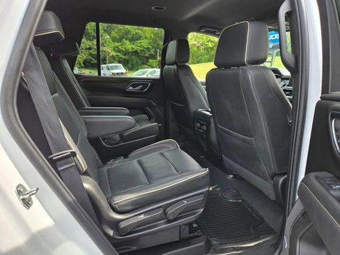 Used 2024 Chevrolet Tahoe Premier AWD/4WD image 20