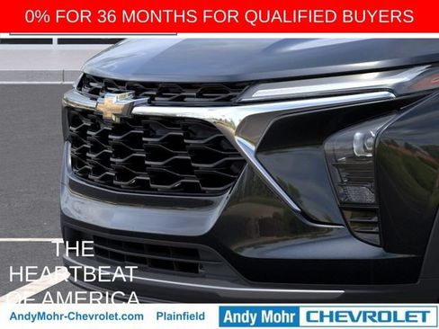New 2026 Chevrolet Trax LT w/ Sunroof Package FWD image 17