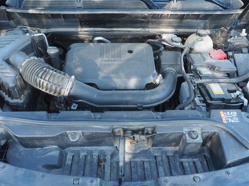 Used 2023 GMC Acadia SLT image 26