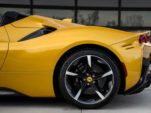 Used 2024 Ferrari SF90 Spider AWD/4WD image 5
